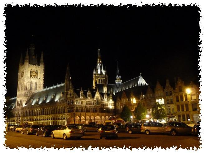 Old Saxo Apartment Ieper Exterior photo